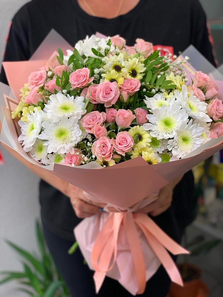 Букет цветов из: Розы и Хризантемы в Горные Ключи