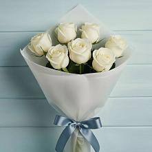 Букет 7 Белых роз Эдлесс Лав в Горные Ключи