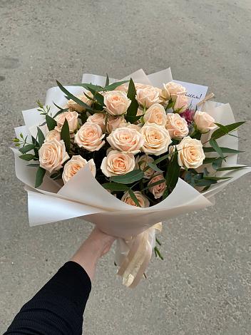 Букет Кремовые розы Латте в Горные Ключи