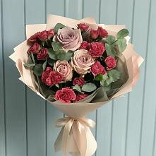 Букет цветов из:  Гвоздики и Розы в Горные Ключи