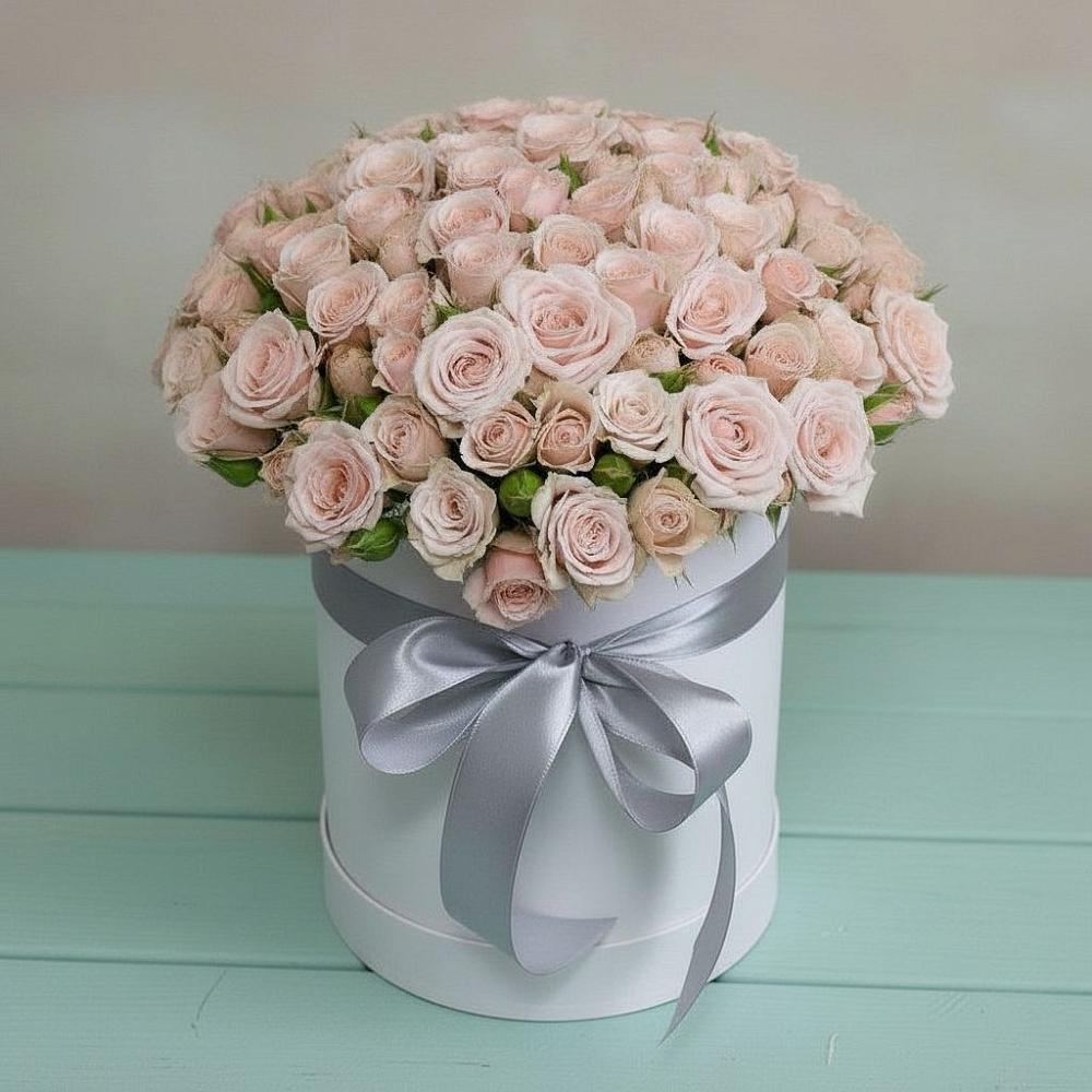 Цветочная композиция из Розы в шляпной коробке в Горные Ключи